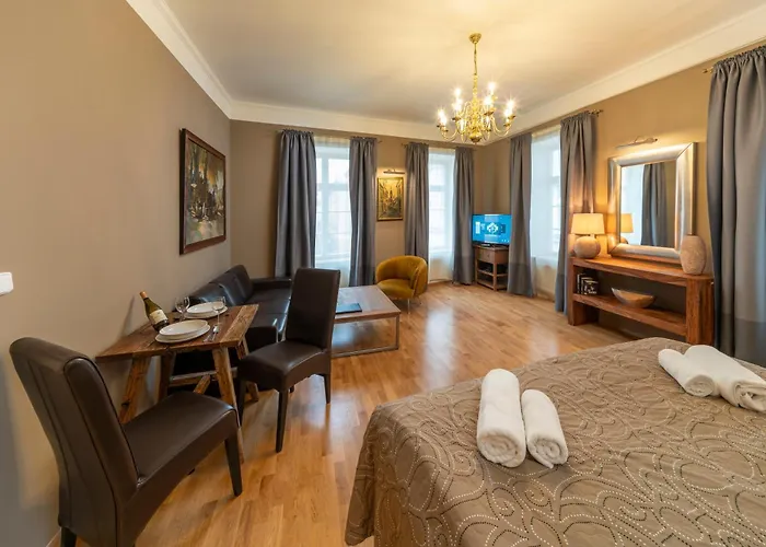 Old Town - Michalska 4*