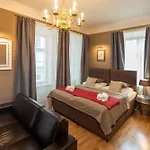 公寓 Old Town - Michalska 4*