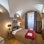 Old Town - Michalska 公寓 4*