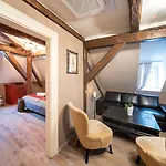 公寓 Old Town - Michalska 4*