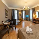 Old Town - Michalska 4*