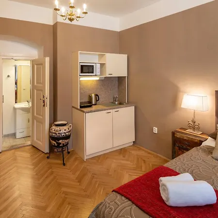 Old Town - Michalska 4* Prague