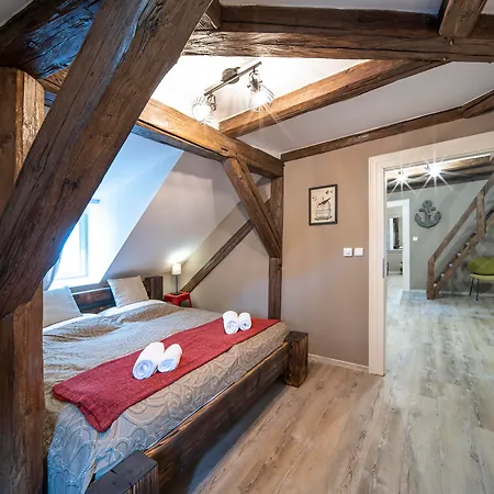 Old Town - Michalska Apartman