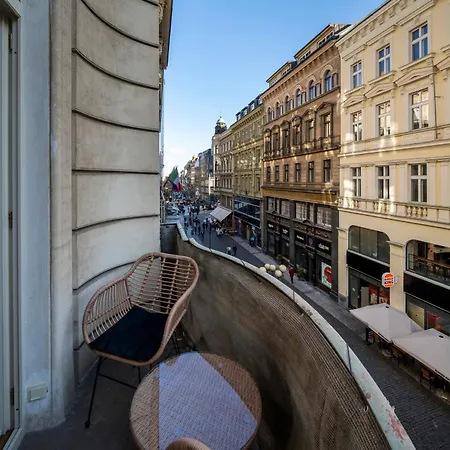 Apartman Old Town - Michalska 4*