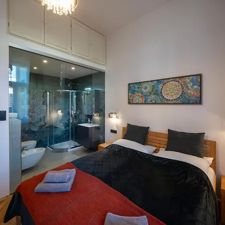 Old Town - Michalska Apartment 4*