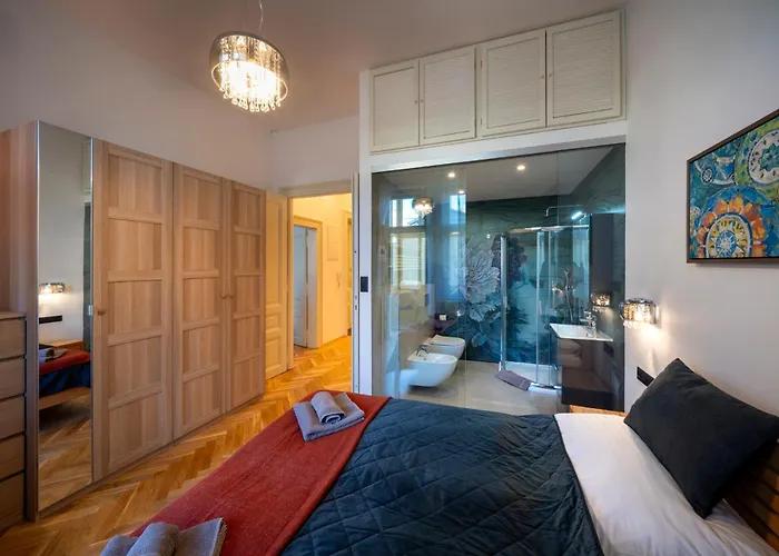 Old Town - Michalska Apartment