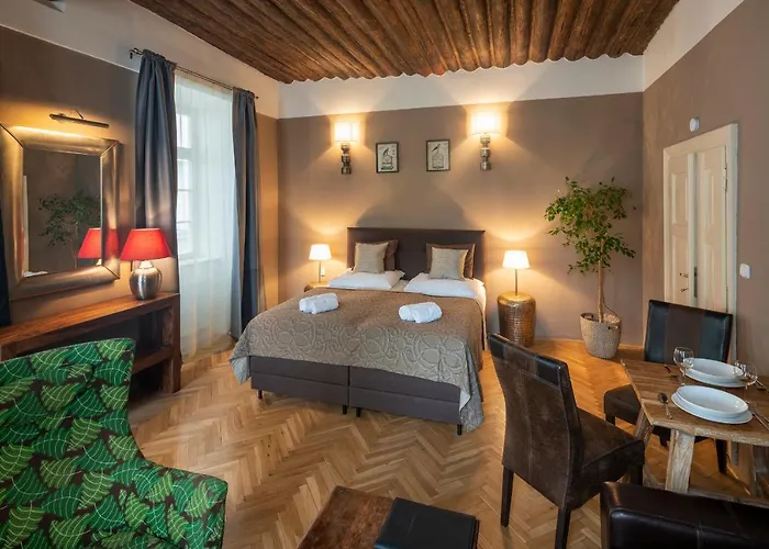 Апартаменты Old Town - Michalska 4*
